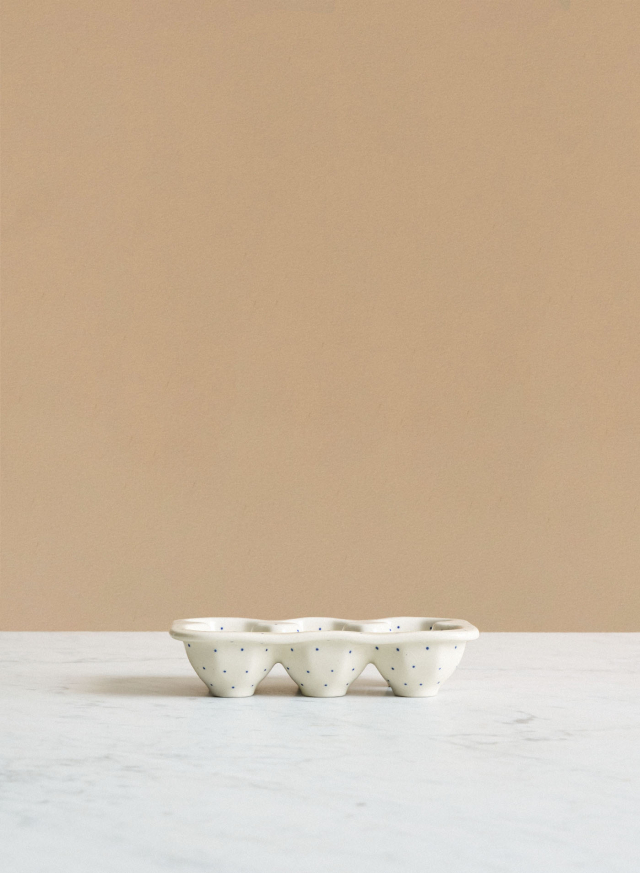 Egg Tray Dots