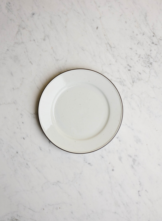 Plate Ovanaker Brown