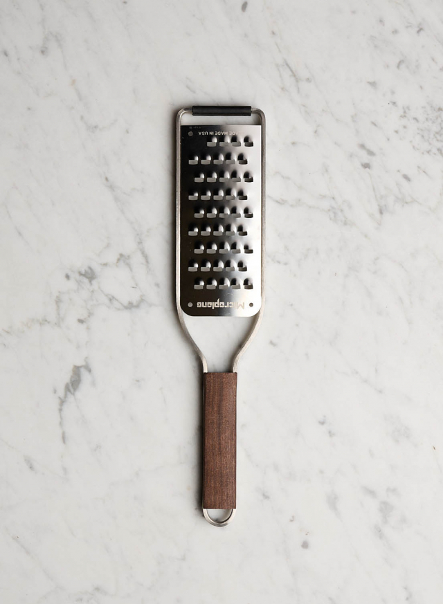Grater Coarse Walnut