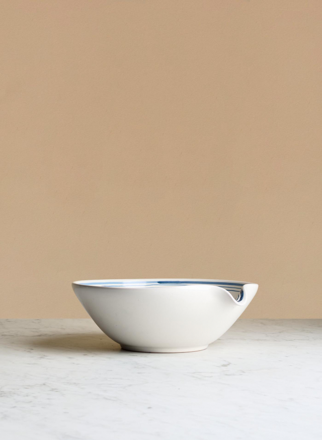 Bowl With Spout Decori de Rigio