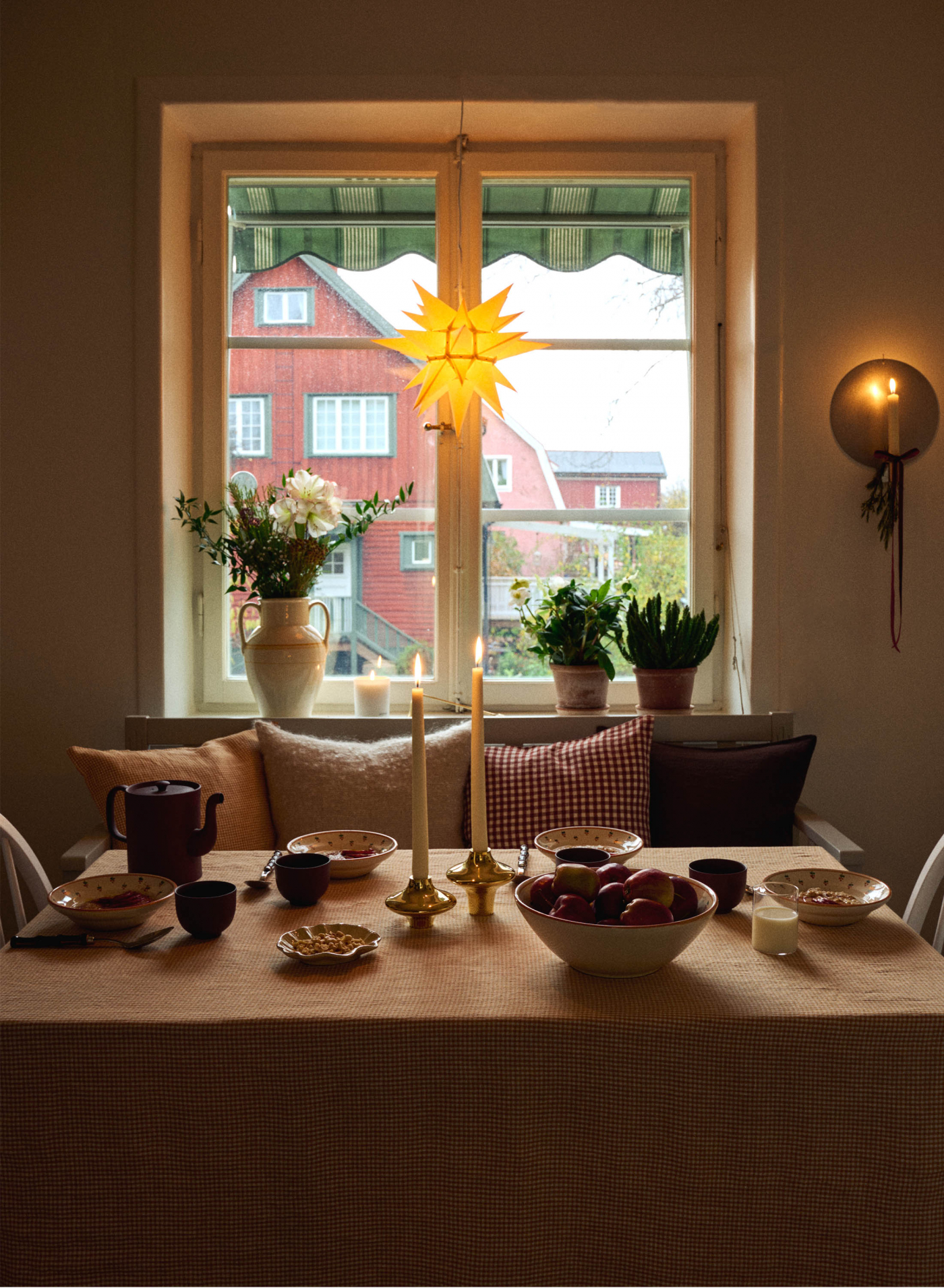 Moravia Star Yellow 40cm