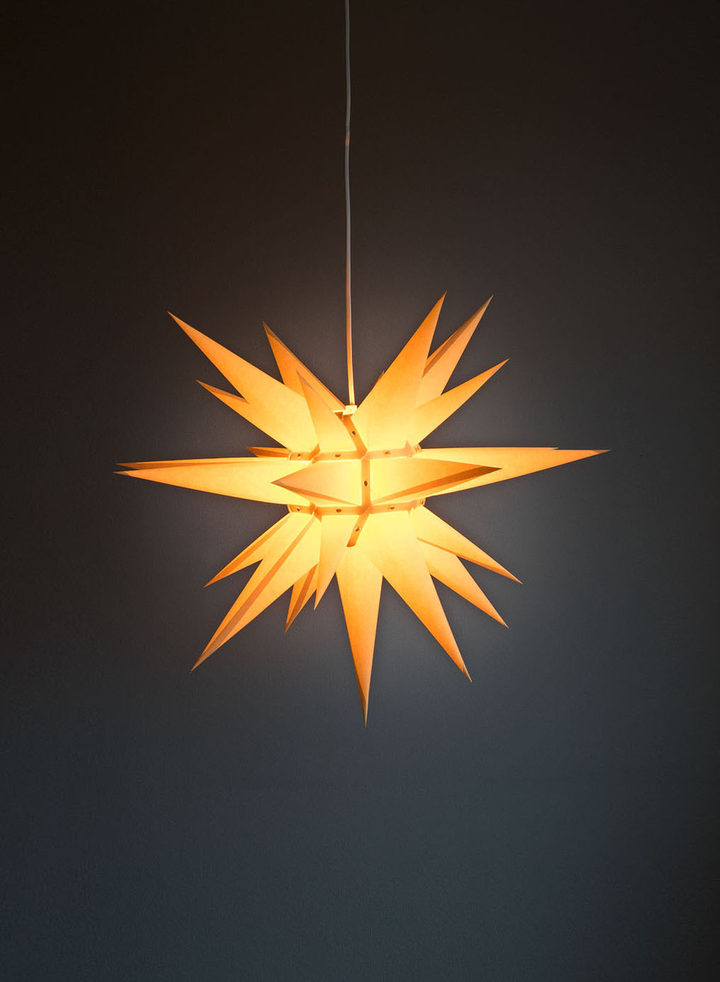 Moravia Star Yellow 60cm