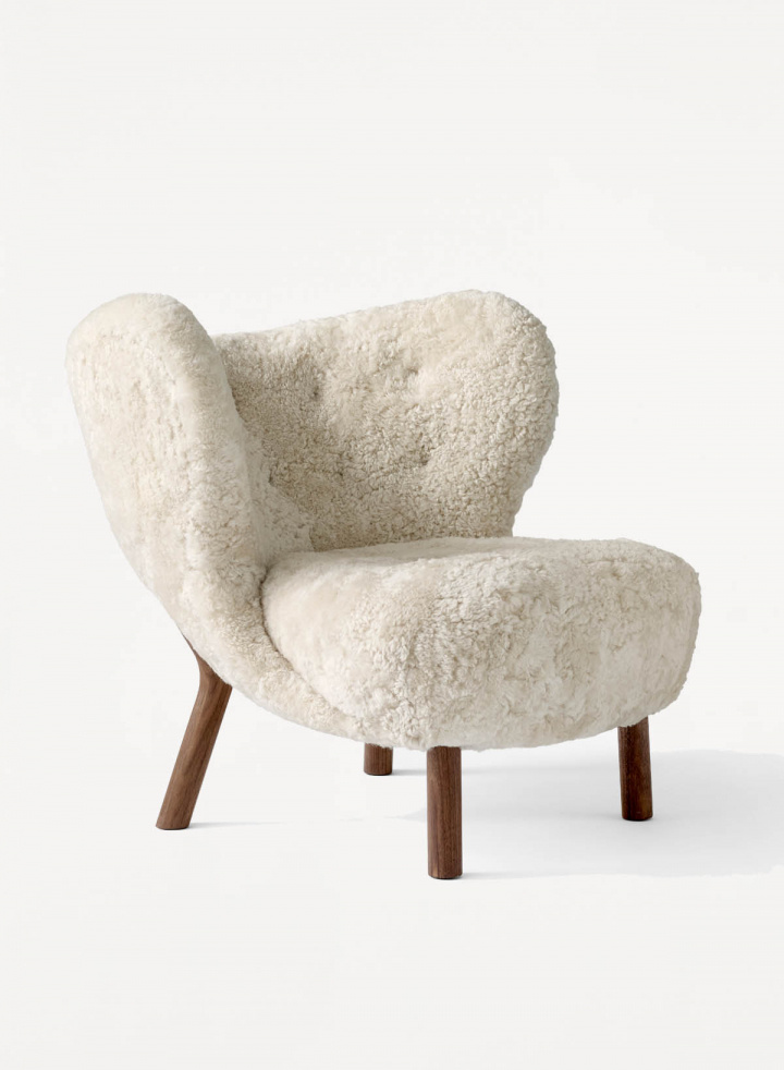 Little Petra VB1 Lounge Chair Sheepskin Moonlight / Walnut
