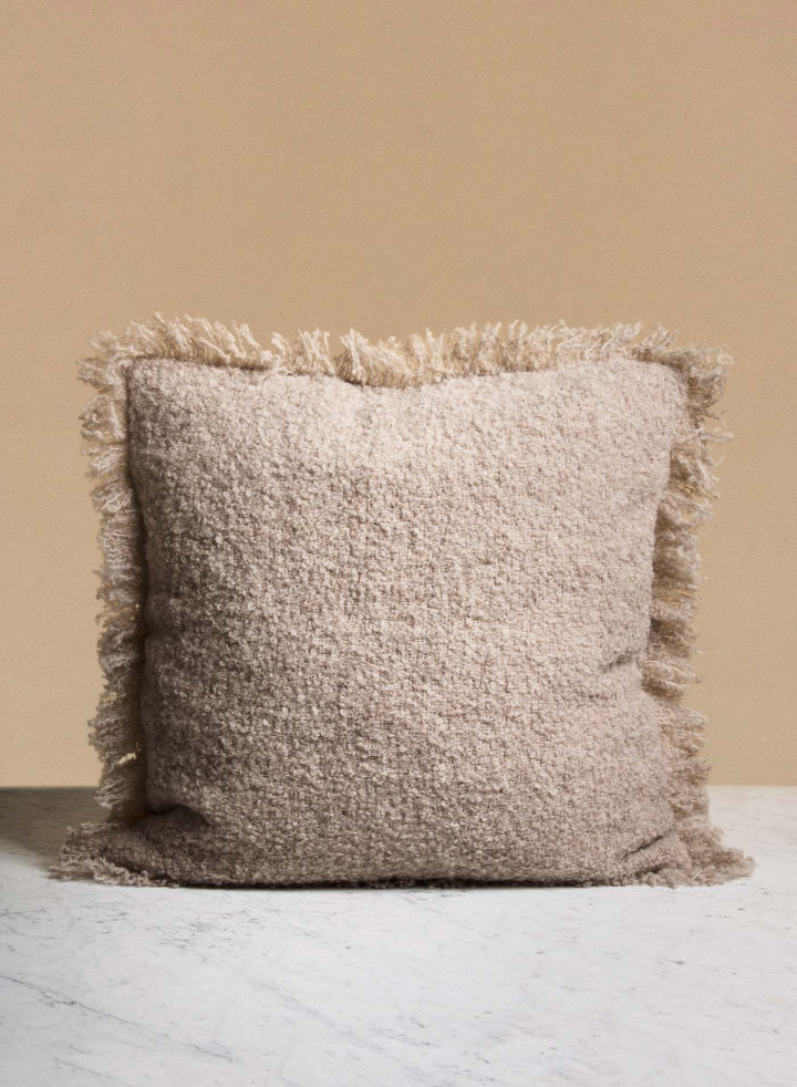 Beige cushion 65 x 65 cm Beige cushion 65 x 65 cm