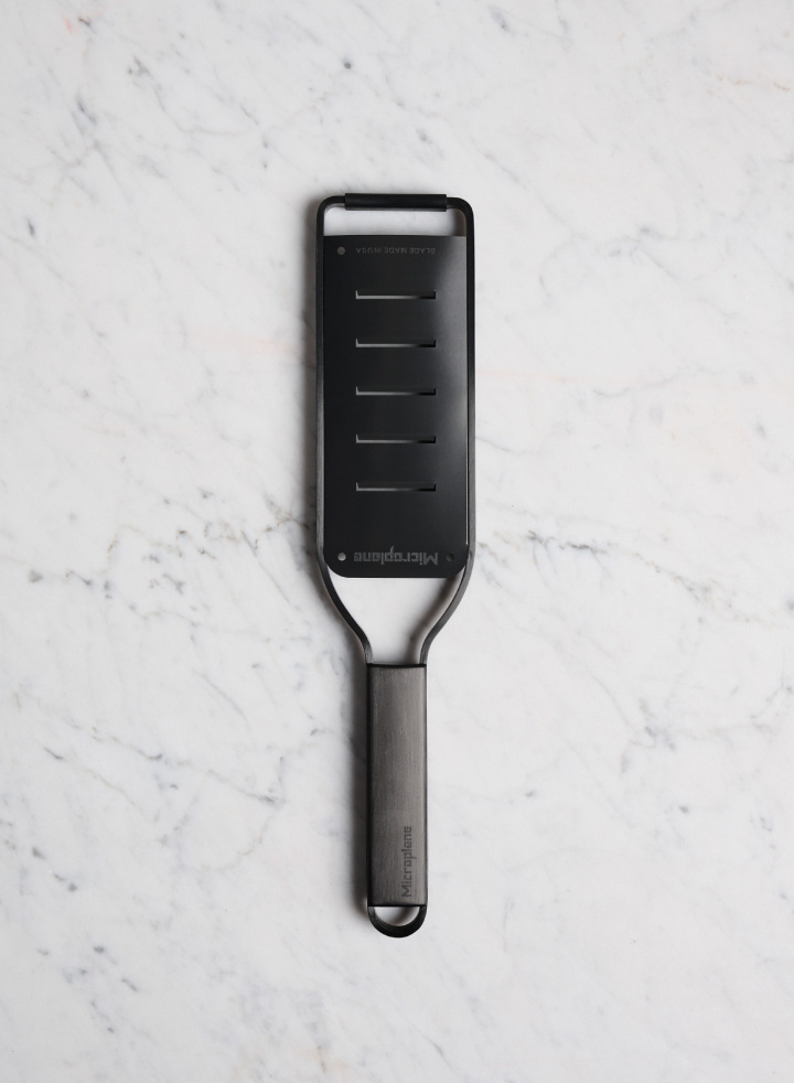 Grater Large Shaver Black Steel