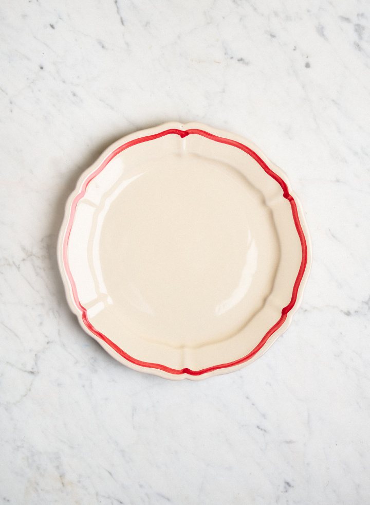 Dinner Plate Baccellato Rigio Rosso Dinner Plate Baccellato Rigio Rosso