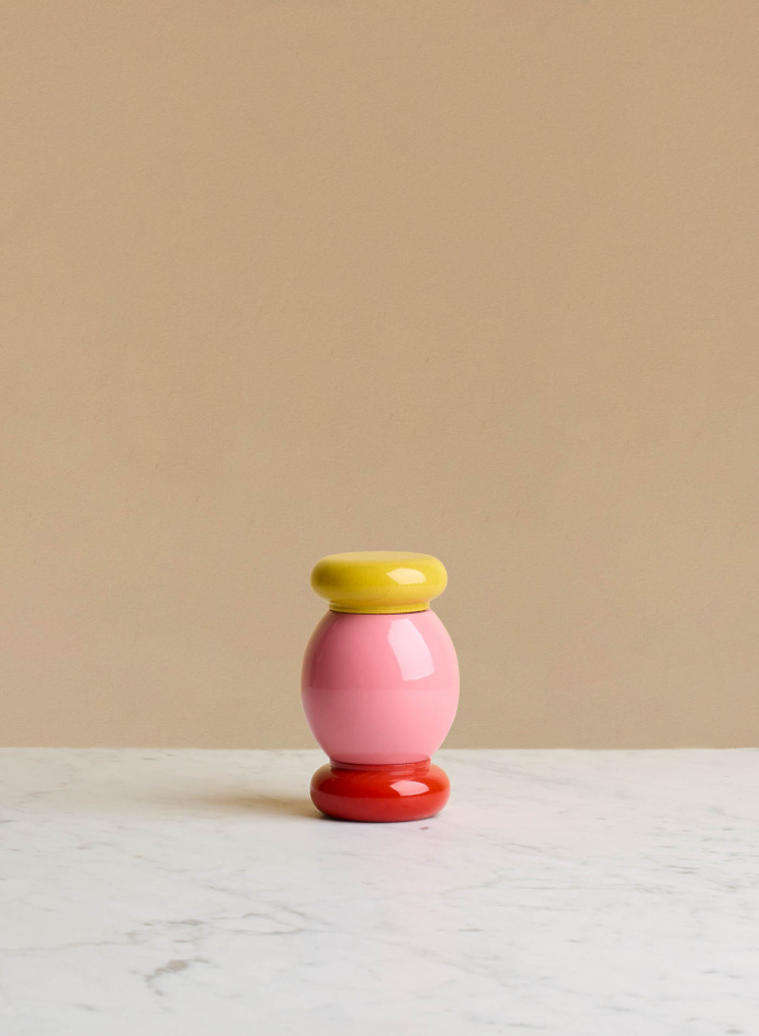 Salt & Pepper Grinder Beech Wood Red, Pink And Yellow in the group Kitchen / Table setting / Kitchen Accessories at Tambur Store AB (ALEES182)