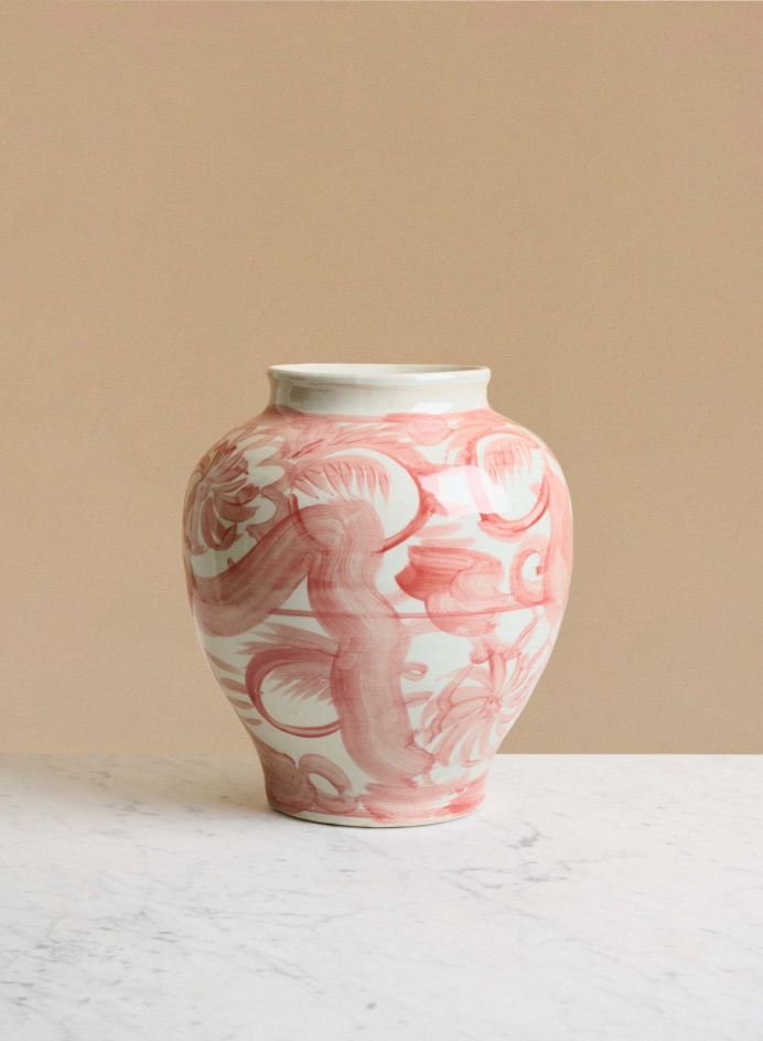 Chinese Porcelain Vessel Red in the group Details / Decorations / Vases at Tambur Store AB (ANU7231)