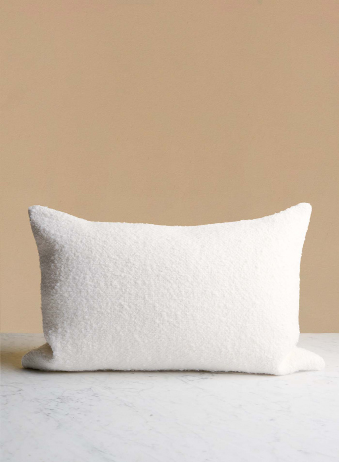 Cushion 40x60 Mons White in the group Details / Textile / Decorative Pillows at Tambur Store AB (ASTMO155540X60)