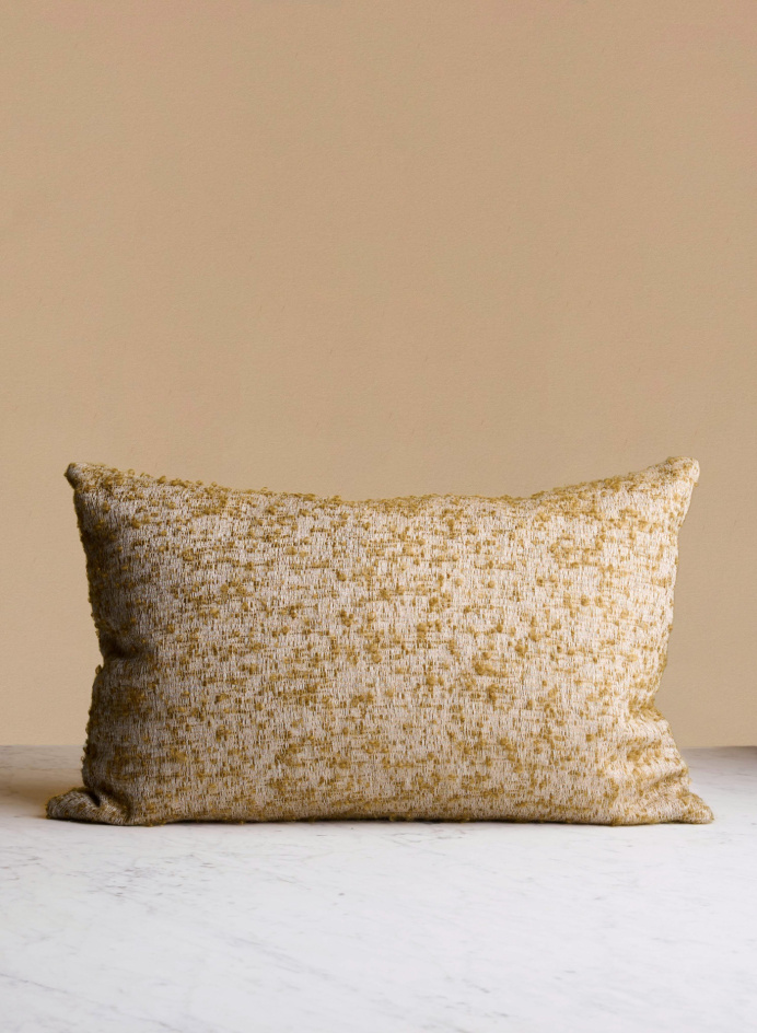 Cushion 40x60 Torno Amber in the group DETAILS / TEXTILE / DECORATIVE PILLOWS at Tambur Store AB (ASTTO535840X60)
