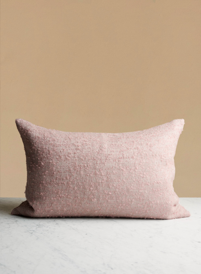 Cushion 40x60 Torno Powder Pink in the group Details / Textile / Decorative Pillows at Tambur Store AB (ASTTO613240X60)