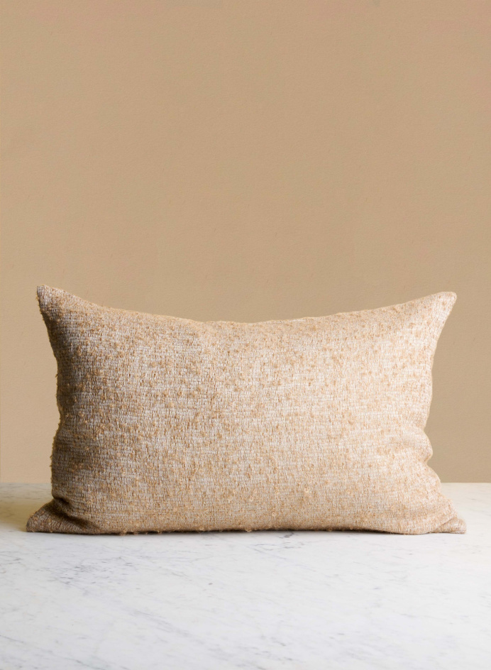 Cushion 40x60 Torno Caramel in the group Details / Textile / Decorative Pillows at Tambur Store AB (ASTTO813640X60)
