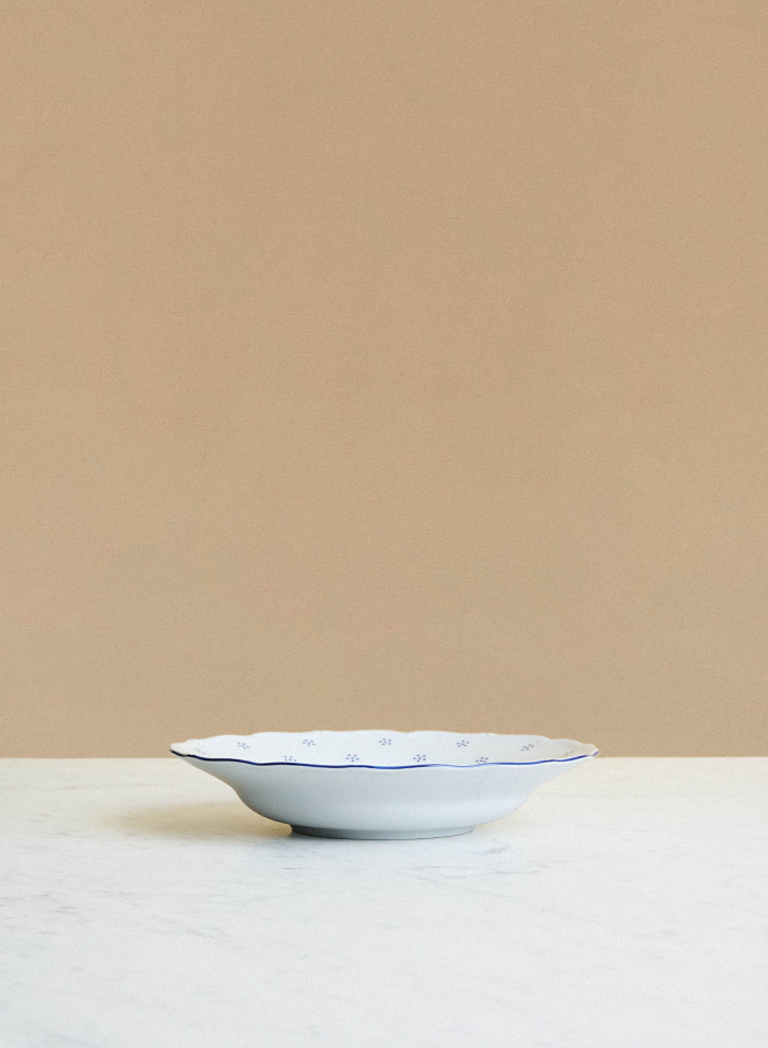 Deep plate Verona in the group Kitchen / Porcelain / Deep plates at Tambur Store AB (BENVER19241VAL)