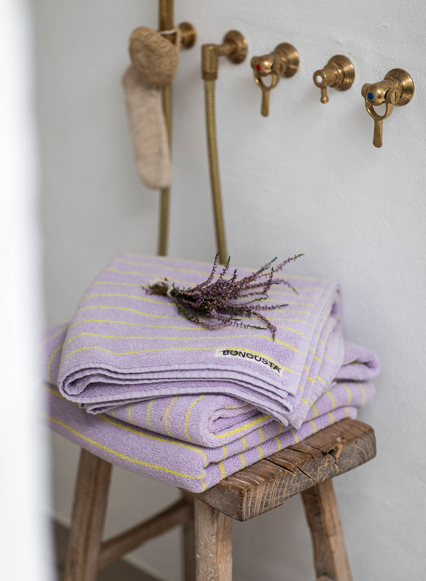 Bath Towel Lilac & Neon Yellow