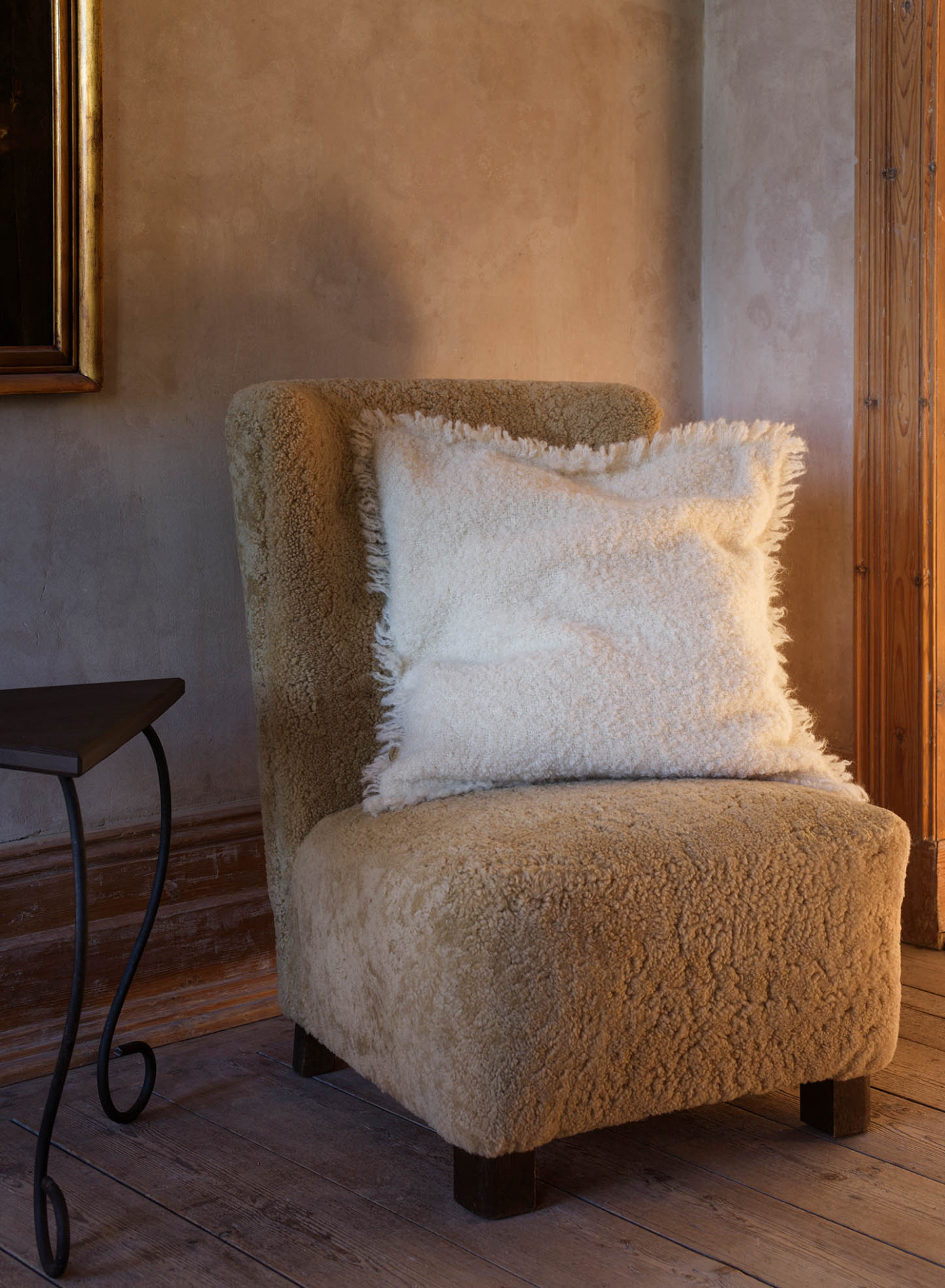 Ivory cushion 65 x 65 cm Ivory cushion 65 x 65 cm