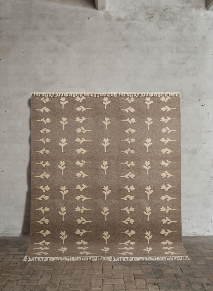 Rug No.18 in the group Rugs & Furniture / Rugs / Large Rugs at Tambur Store AB (CAPNO18230x280)