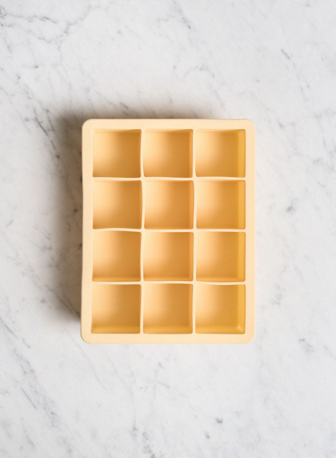 Ice Cube Tray Light Yellow in the group Kitchen / Cooking / Kitchen utensils at Tambur Store AB (HAY506980)