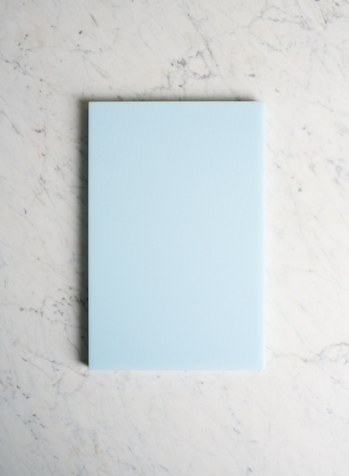 Chopping Board Ice Blue L in the group Kitchen / Cooking / Cutting Boards at Tambur Store AB (HAYAD869A603AE87)