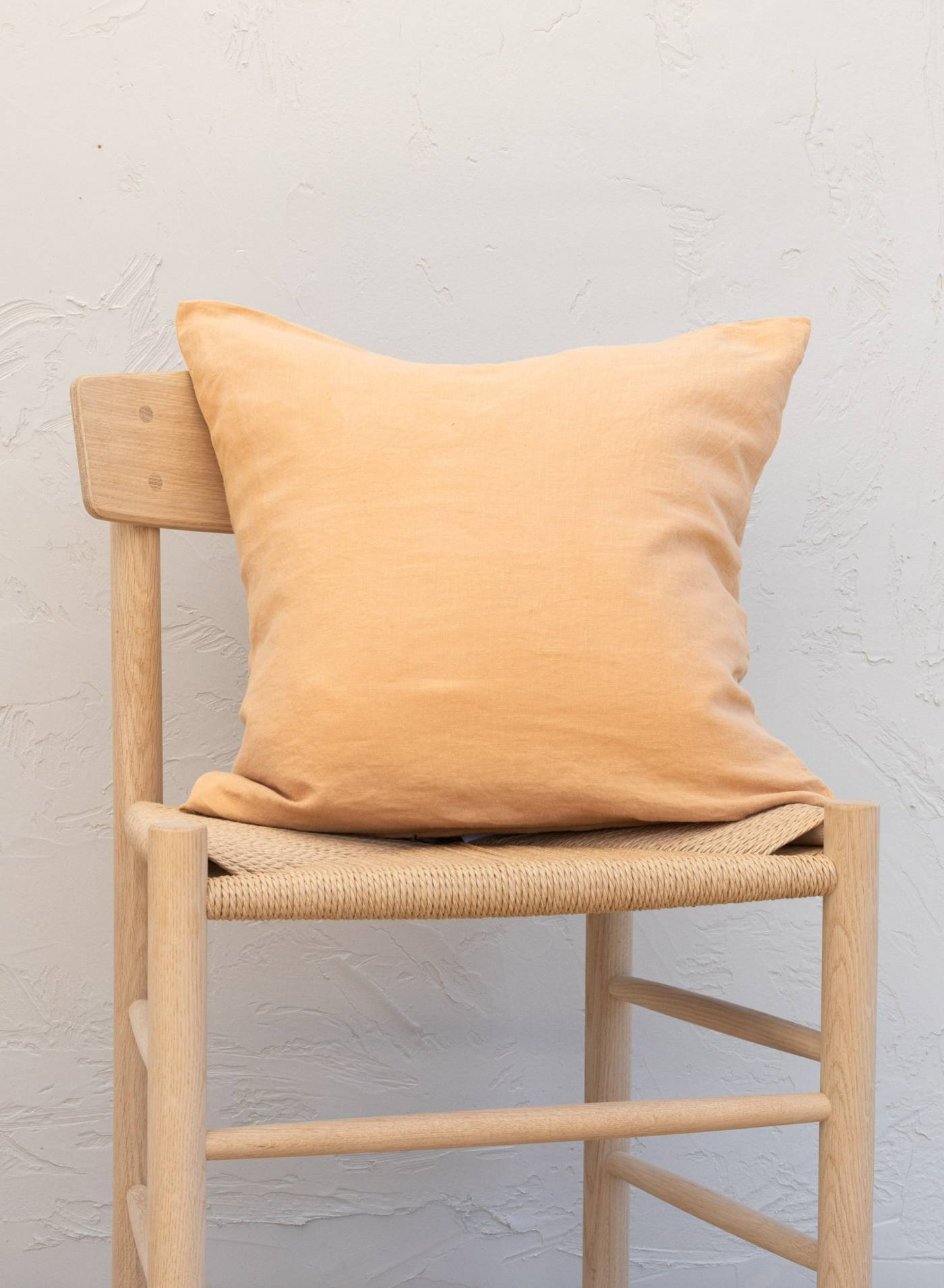 Linen Cushion Hazelnut