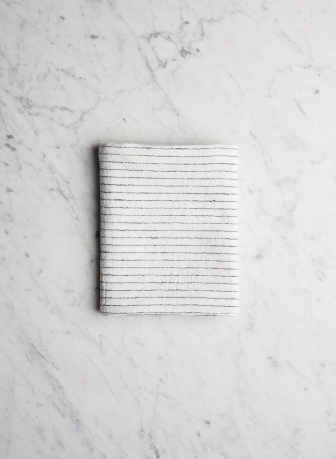 Kitchen Towel Grey Stripe in the group Kitchen / Table setting / Kitchen Textiles at Tambur Store AB (LNGSTDT40180)