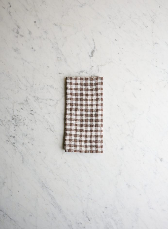 Linen Napkin Brown Gingham in the group Kitchen / Table setting / Kitchen Textiles at Tambur Store AB (LNGSTTN22141)