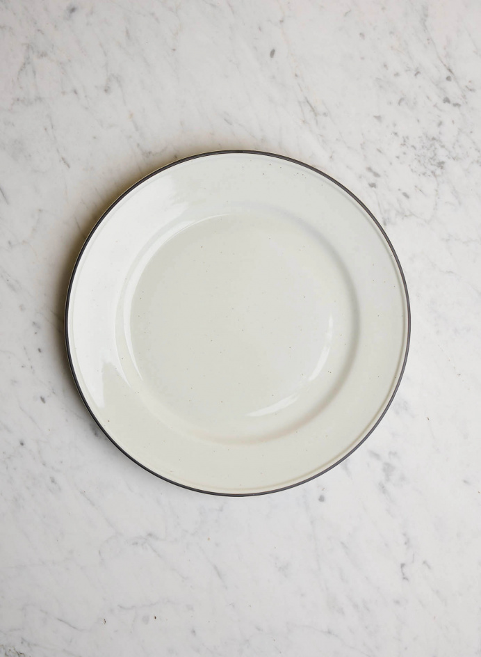 Dinner Plate Ovanåker Brown in the group Kitchen / Porcelain / Dinner Plates at Tambur Store AB (MAN800RH)