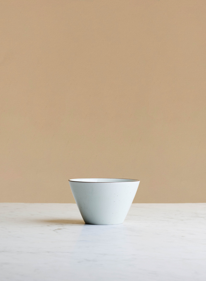 Breakfast Bowl Ovanåker Brown in the group KITCHEN / Porcelain / Breakfast bowls at Tambur Store AB (MAN991a)