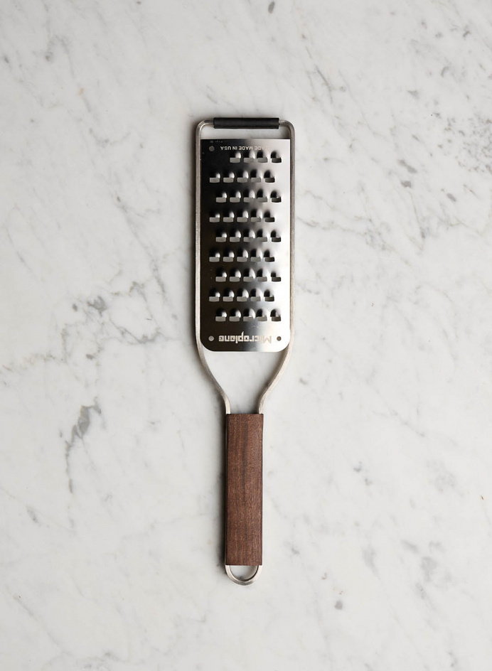 Grater Coarse Walnut in the group Kitchen / Cooking / Kitchen utensils at Tambur Store AB (MIC43308)