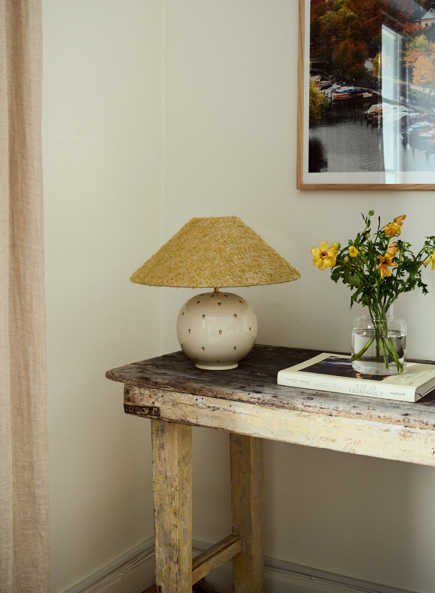 Table lamp Tondo Fiore | Ampio Yellow