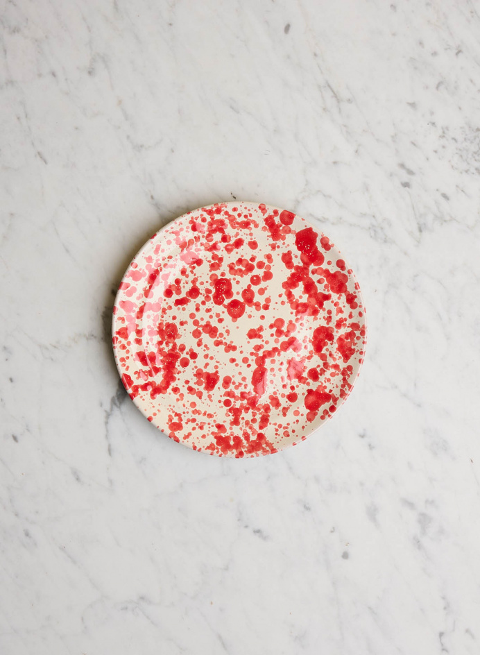 Plate Spruzzi Red in the group Kitchen / Porcelain / Side plates at Tambur Store AB (NFS2018SSMRS)