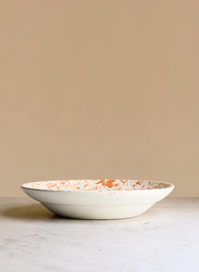 Server Spruzzi Arancio in the group Kitchen / Porcelain / Serving bowls at Tambur Store AB (NFS20F34SMAR)