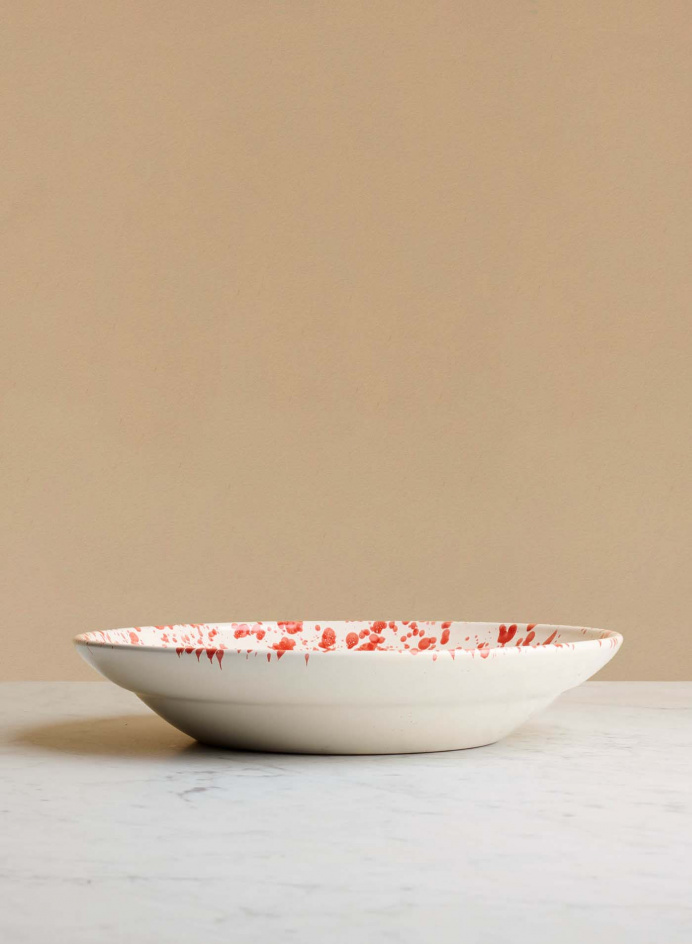 Server Spruzzi Red in the group Kitchen / Porcelain / Serving bowls at Tambur Store AB (NFS20F34SMRS)