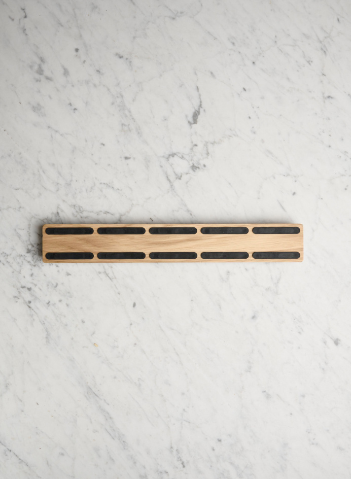 Knife Rack Oak 38 cm in the group KITCHEN / Table setting / Kitchen Accessories at Tambur Store AB (SDF0010002)