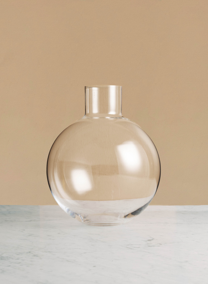 Pallo Vase Mediium in the group DETAILS / DECORATIONS / VASES at Tambur Store AB (SKR9882)