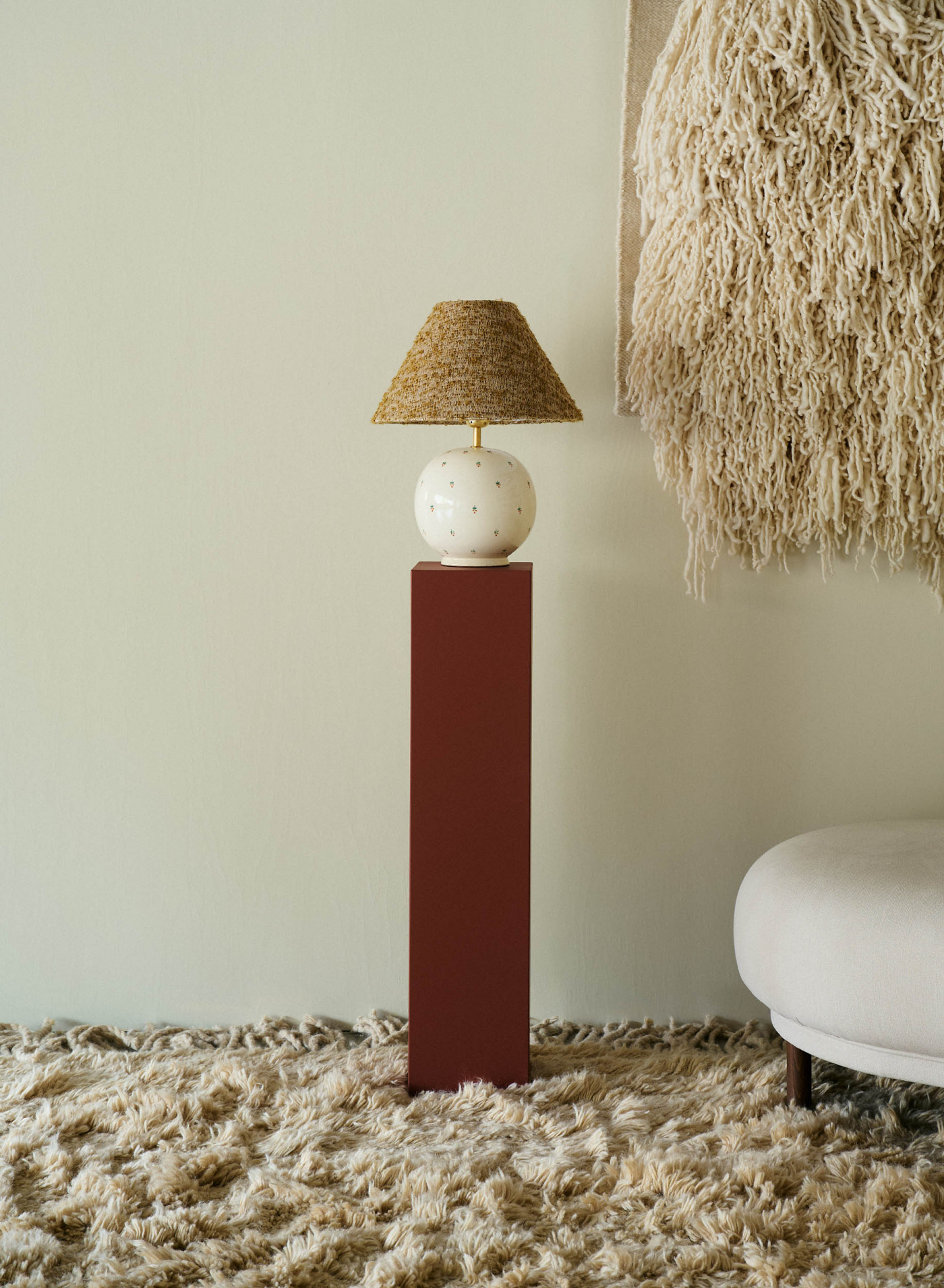 Pedestal Red Pedestal Red