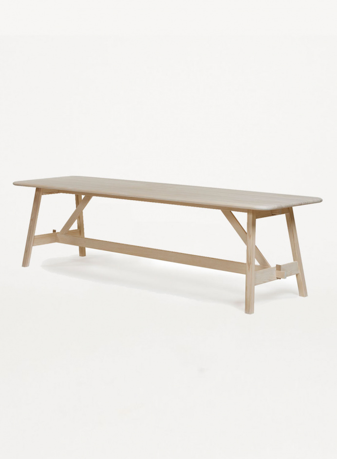 Landala Dining Table 215 cm in the group Rugs & Furniture / Furniture / Dining Place at Tambur Store AB (TRELDTVSV)